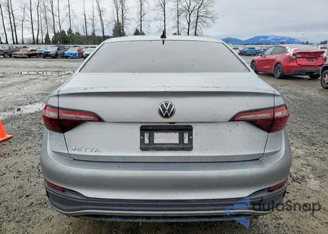 2022 Volkswagen Jetta Sport z USA, uszkodzony, nr VIN 3VWBM7BU6NM012807